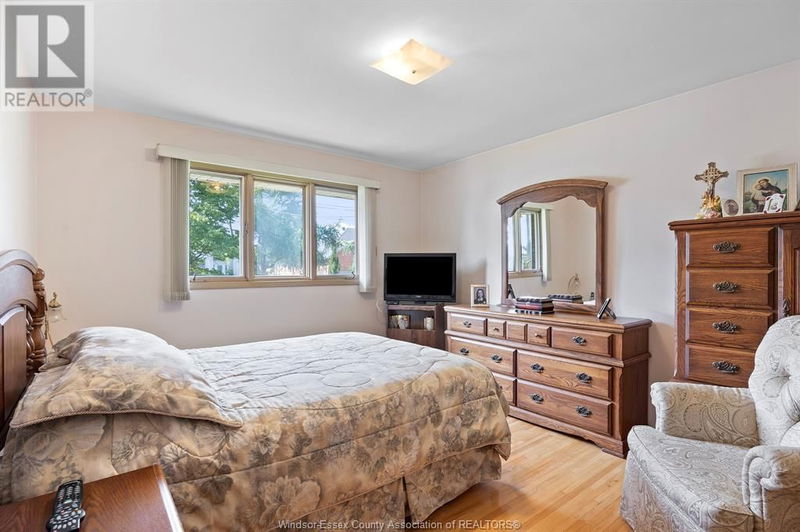 860 WALLACE null  Windsor, N9G1M3 | Image 17