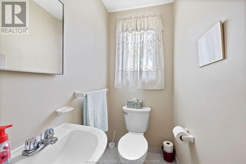 860 WALLACE null  Windsor, N9G1M3 | Image 20