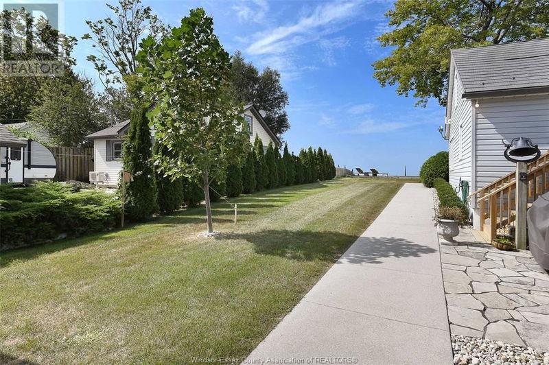 818 POINT PELEE Drive  Leamington, N8H3V4 | Image 37