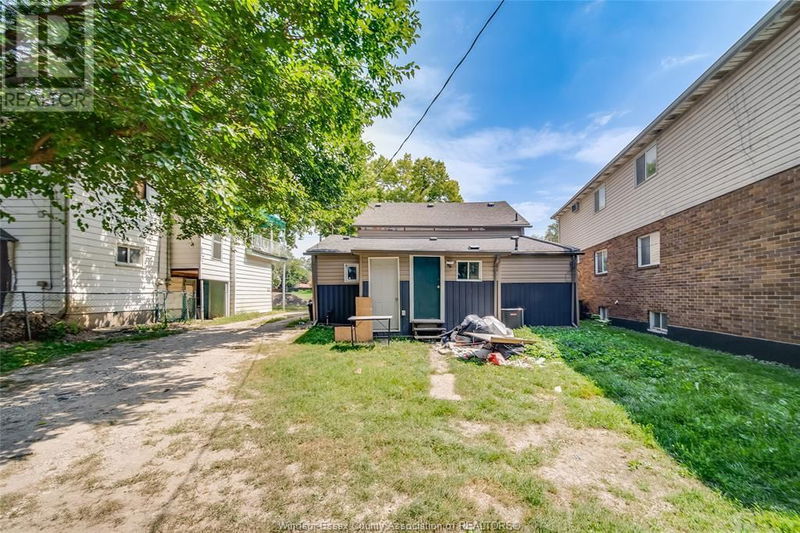 3080 SANDWICH Street  Windsor, N9C1A4 | Image 18