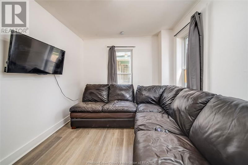 3080 SANDWICH Street  Windsor, N9C1A4 | Image 4