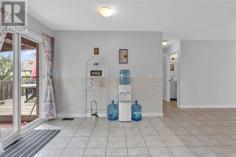 2308 ST. CLAIR Avenue  Windsor, N9E4S7 | Image 19