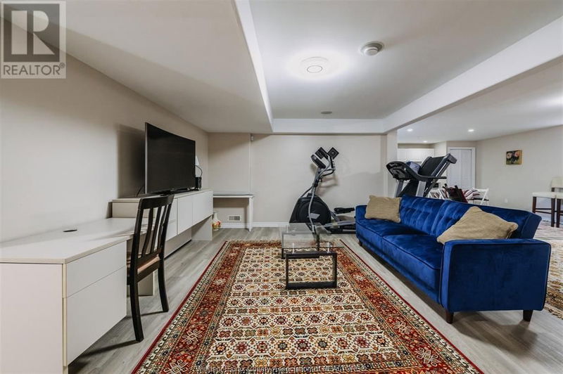 724 Massimo Crescent  Windsor, N9G3C7 | Image 38