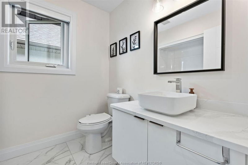 1065 CHATEAU null  Windsor, N8P1J6 | Image 41