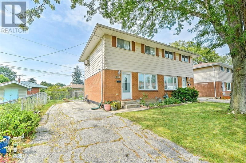 1567 CURRY Avenue  Windsor, N9B2B3 | Image 1