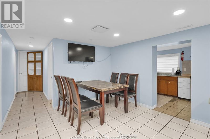 1011 WYANDOTTE null  Windsor, N9A5Y6 | Image 29