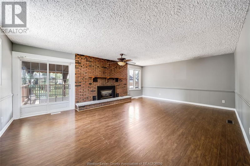 1069 PARKVIEW null  Windsor, N8S2X6 | Image 15