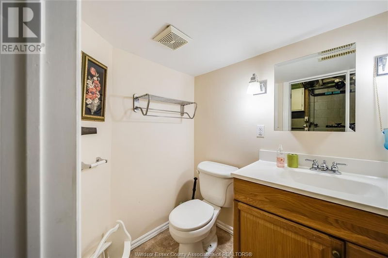 1069 PARKVIEW null  Windsor, N8S2X6 | Image 29