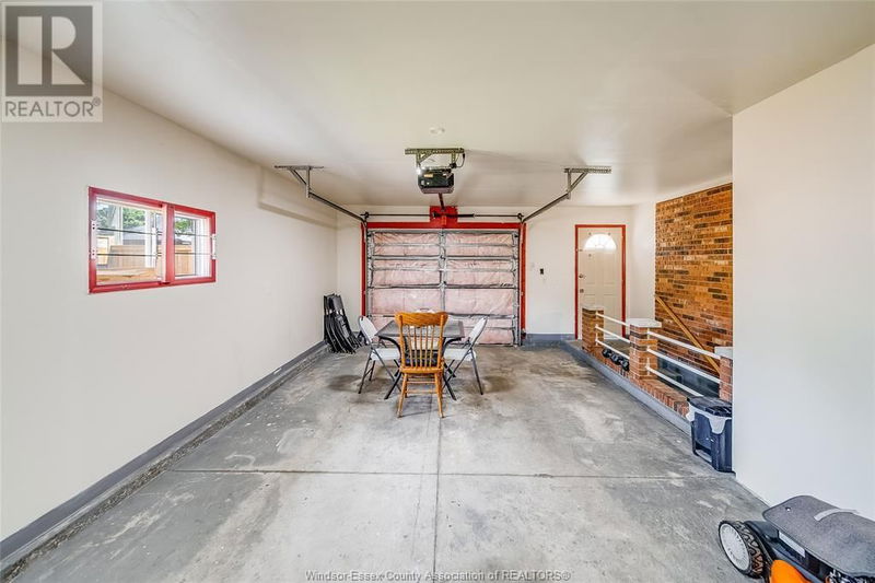 1796 ARTHUR Road  Windsor, N8Y3Z5 | Image 33