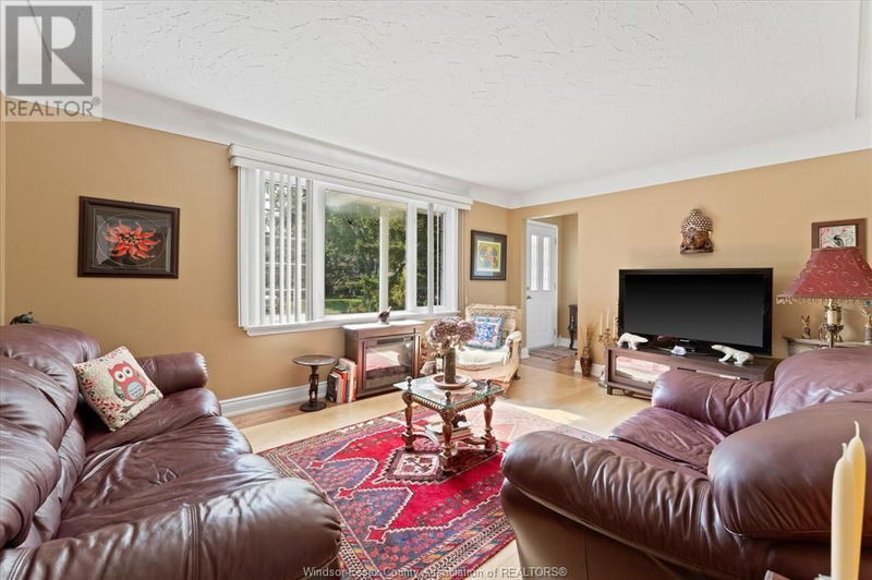 4190 ROSELAND Drive East Windsor, N9G1Y7 | Image 7