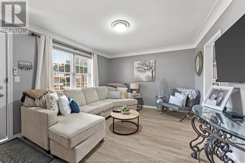 2575 MEIGHEN null  Windsor, N8W4C3 | Image 7