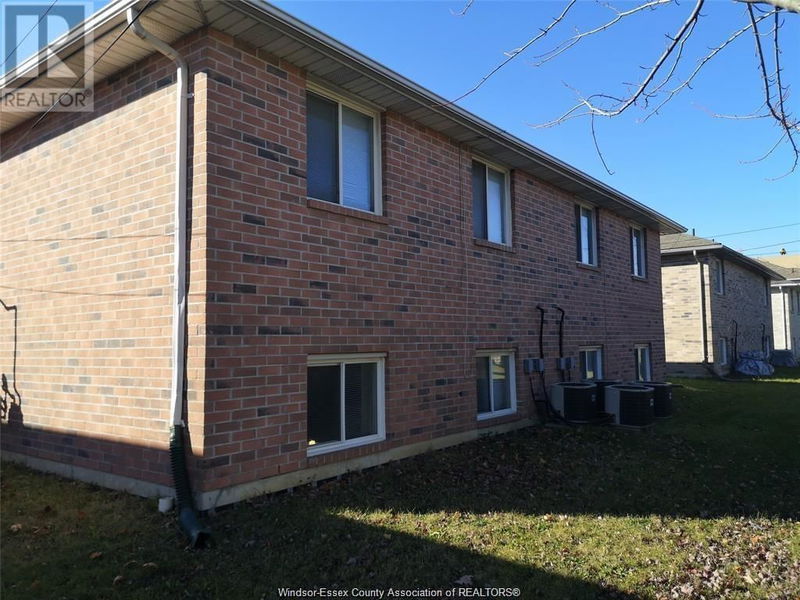 1766 DAYTONA Avenue  Windsor, N9B3W5 | Image 3