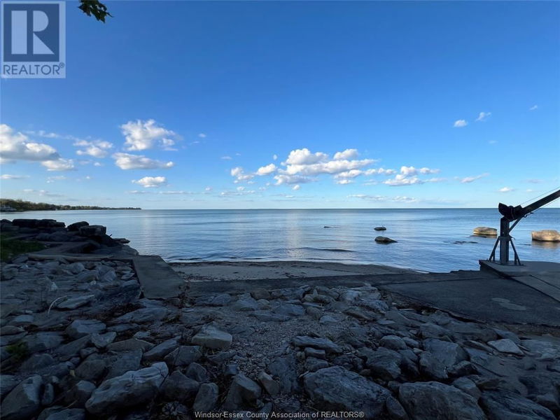 1429-1431 East Shore Road  Pelee Island, N0R1M0 | Image 10