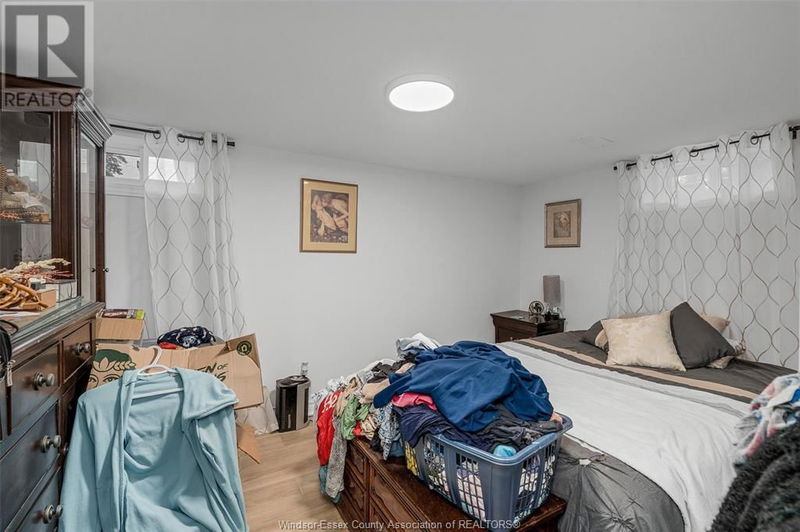 3245 WOODLAND null  Windsor, N9E1Z6 | Image 29