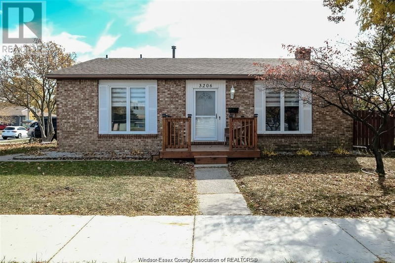 3206 FOREST GLADE Drive  Windsor, N8R1X3 | Image 3