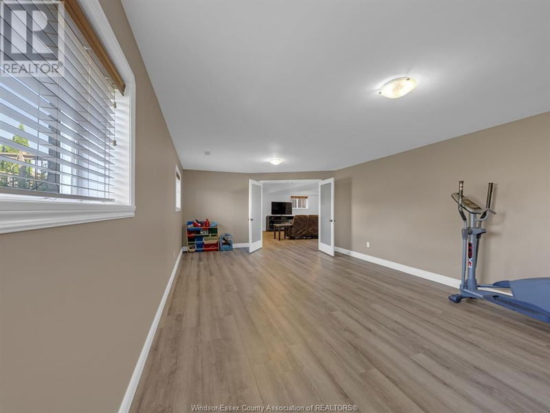 1627 Inverness Avenue  Windsor, N8P0B1 | Image 24