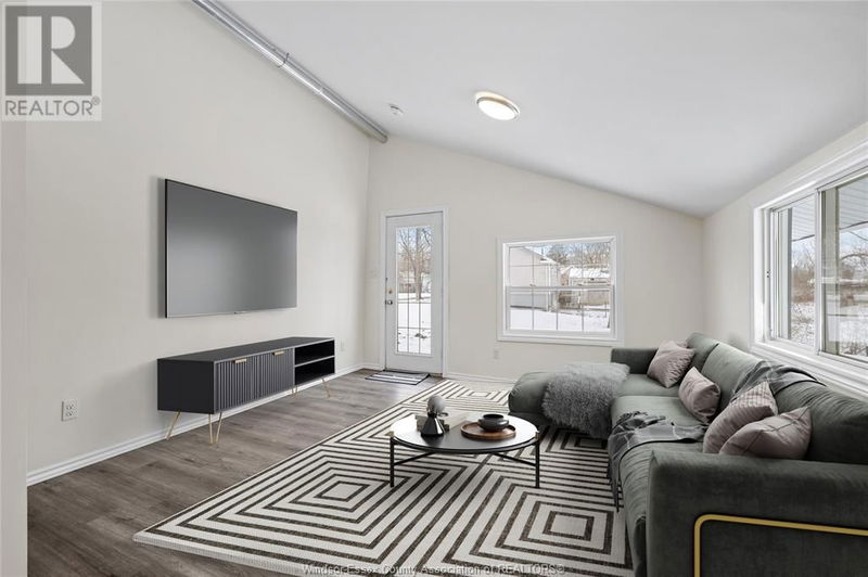 152-154 & Colborne Street  Chatham, N7M3L9 | Image 12