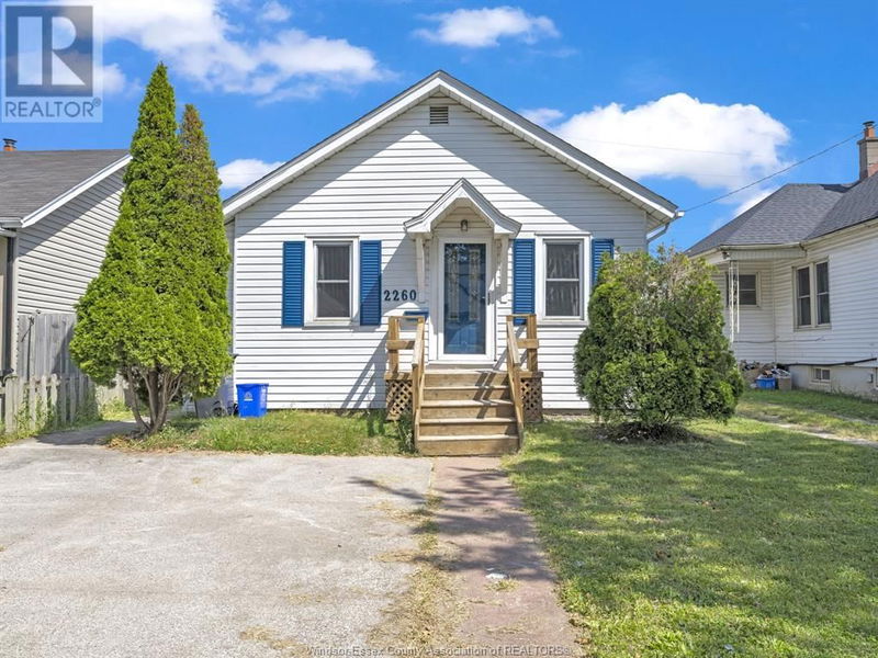 2260 HIGHLAND Avenue  Windsor, N8X3S4 | Image 1