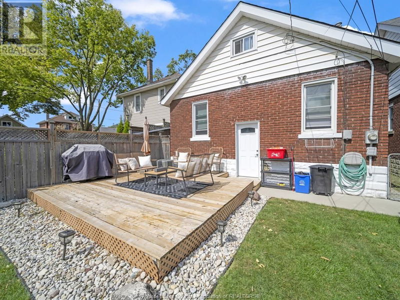 1321 SHEPHERD null East Windsor, N8X2M4 | Image 41