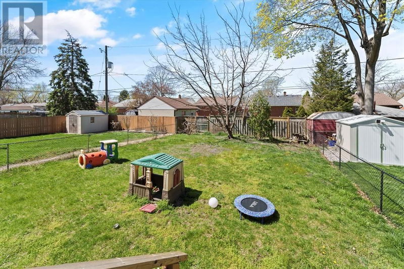 3842 Matchette null  Windsor, N9C2A2 | Image 27