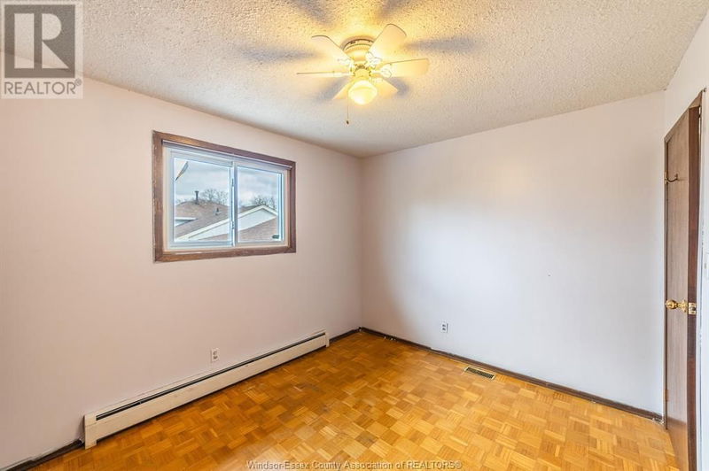 5460 QUEEN ELIZABETH null  Windsor, N8T1N4 | Image 12