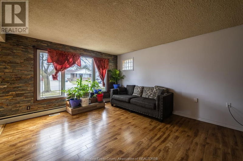 5460 QUEEN ELIZABETH null  Windsor, N8T1N4 | Image 9