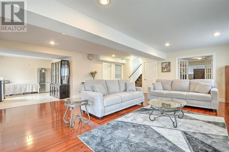 3118 ARPINO Avenue  Windsor, N8N0A7 | Image 30