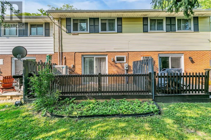  2 - 3000 MEADOWBROOK Lane  Windsor, N8T3G8 | Image 21