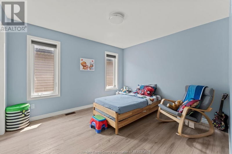 1142 ICEWATER Avenue  Windsor, N8P1X4 | Image 21