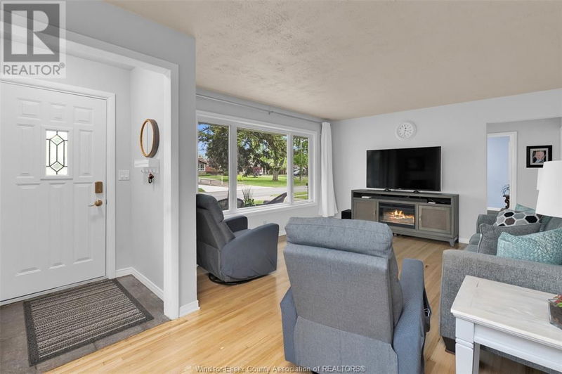 1035 RIVERDALE null  Windsor, N8S4C5 | Image 9