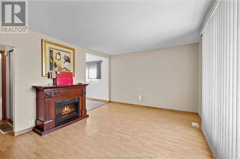 3651 BARRYMORE Lane  Windsor, N9C1V6 | Image 7