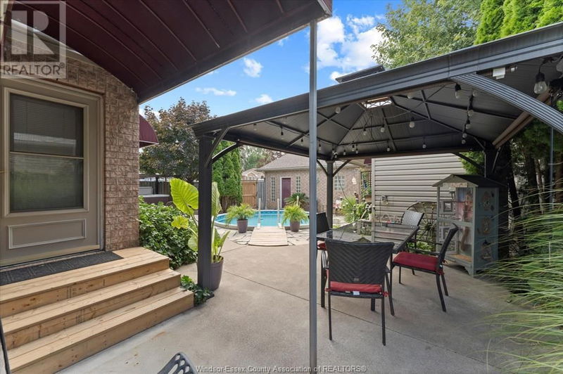 4271 BARTON Crescent  Windsor, N9G2Z1 | Image 37