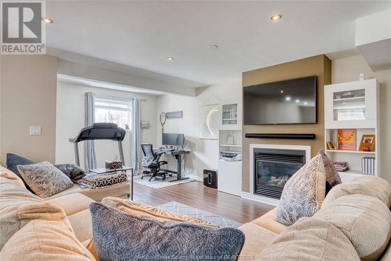 2475 MAITLAND null  Windsor, N8P1Y8 | Image 11