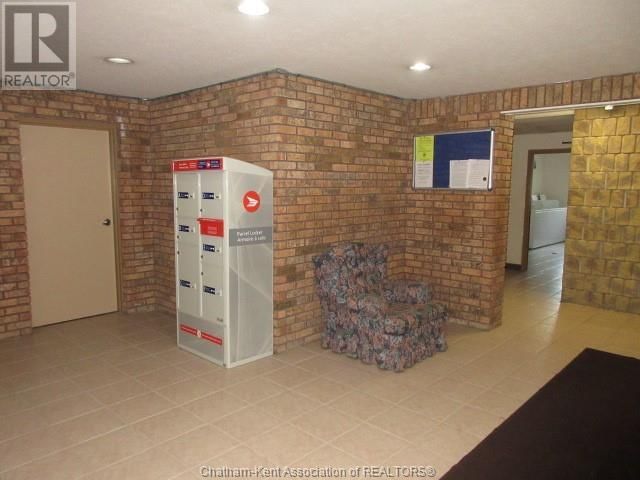 150 PARK AVENUE East Unit# 302 Image 4