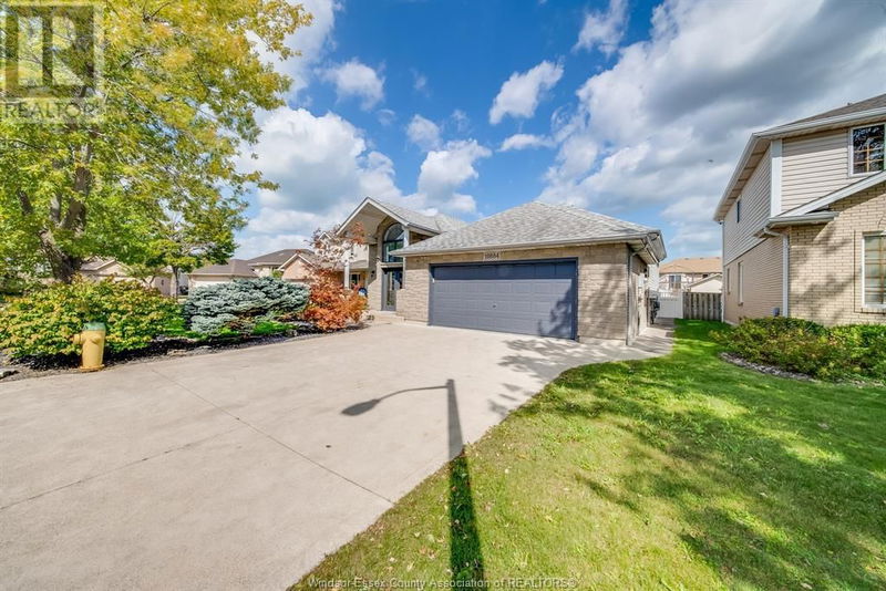 10884 BRENTWOOD Crescent  Windsor, N8R2H8 | Image 49