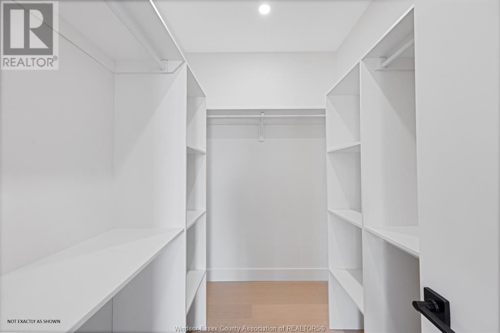 3 EAGLE STREET Image 11