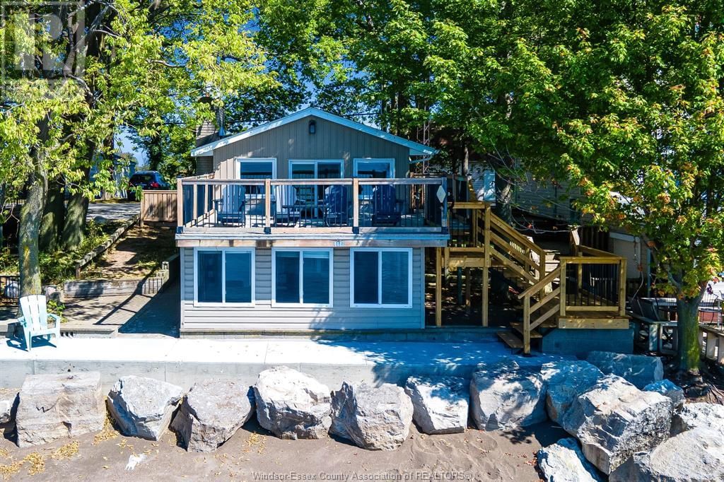 1028 Point Pelee DRIVE Image 1