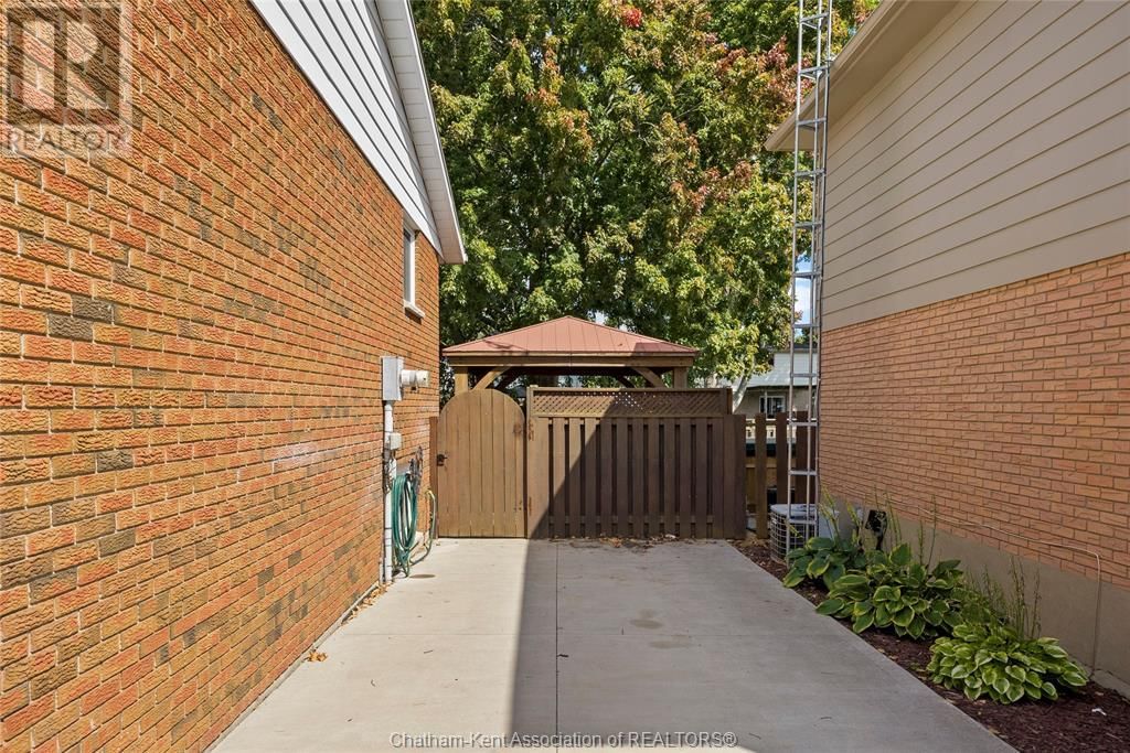 8 Tasan CRESCENT Image 38