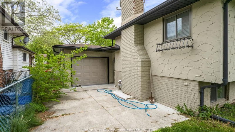 3050 REGIS Avenue  Windsor, N8R1T8 | Image 44