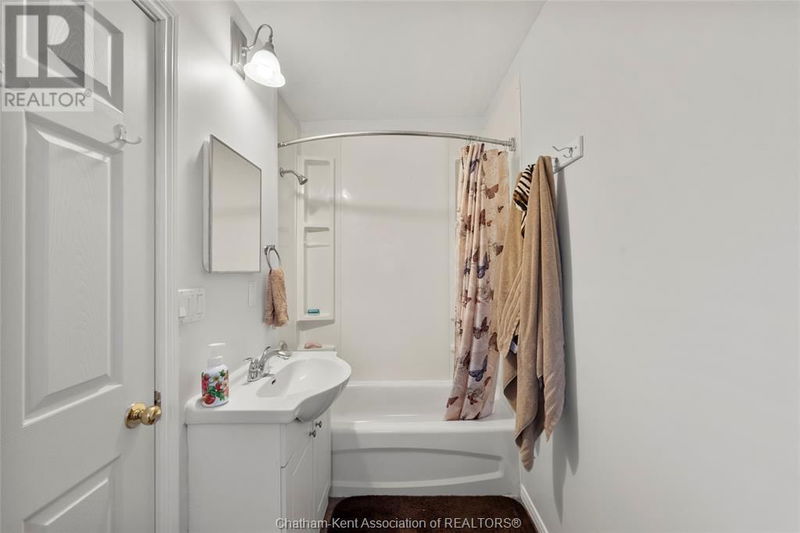 64 Raleigh Street  Chatham, N7M2M8 | Image 24