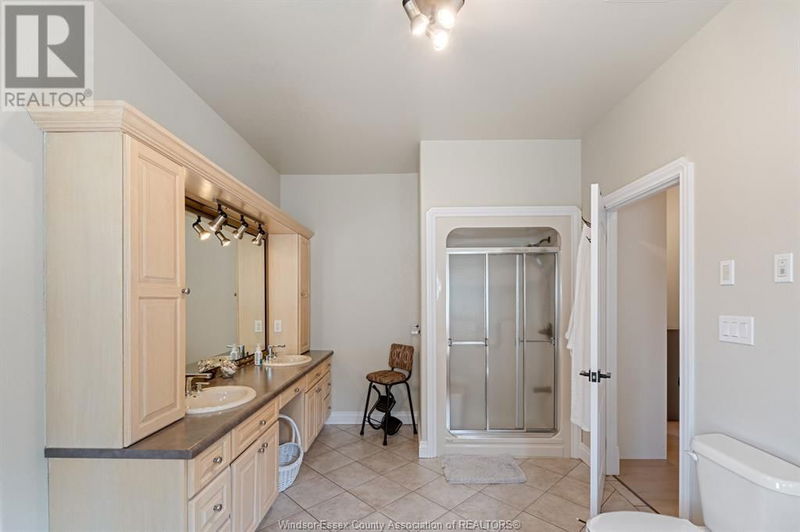 985 PORRONE Drive  Kingsville, N9Y3Y9 | Image 21