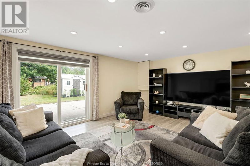 1032 LAUZON Road  Windsor, N8S3M6 | Image 19