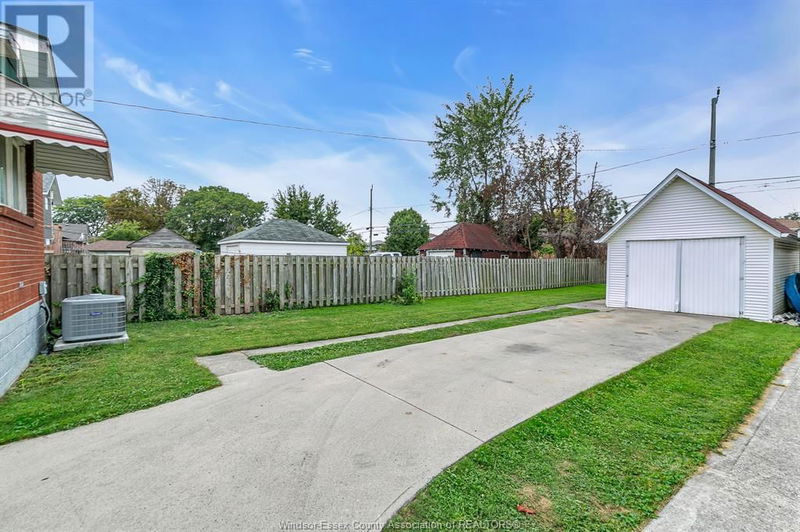 1637 BENJAMIN Avenue  Windsor, N8X4N7 | Image 22