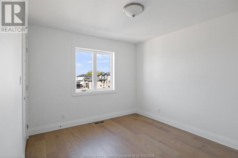 116 BEAR Street  Essex, N8M2X5 | Image 25