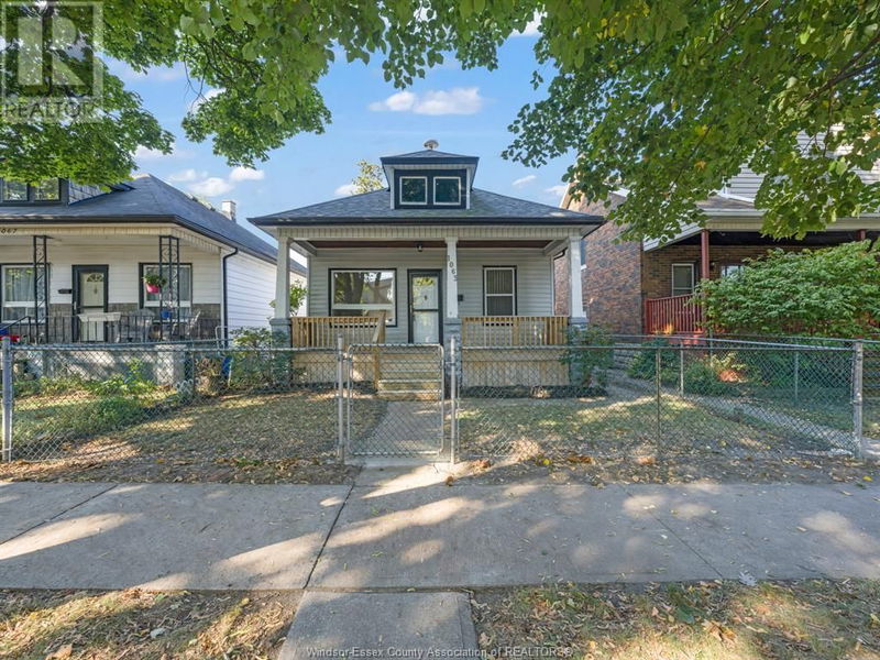 1063 HICKORY Road  Windsor, N8Y3S2 | Image 16