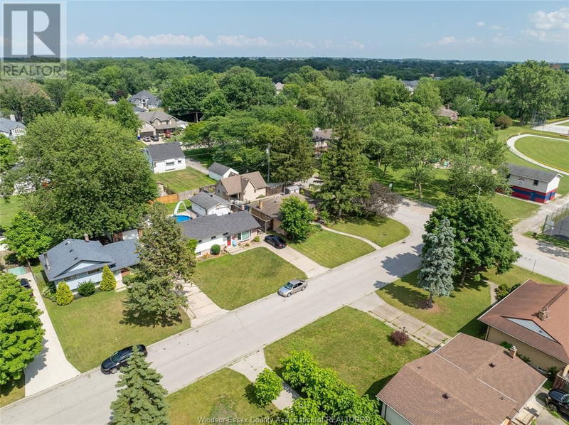 4298 LONGFELLOW null  Windsor, N9G2B6 | Image 21