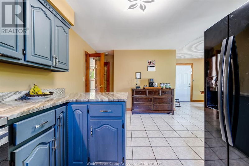 302 Applewood null  Kingsville, N9Y3Y5 | Image 11