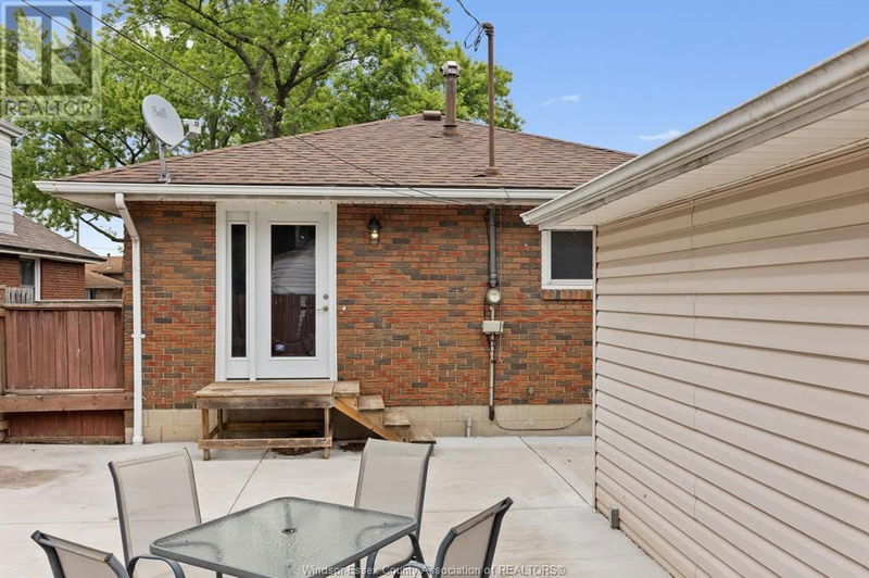 1071 ST LOUIS Avenue  Windsor, N8S2K9 | Image 26