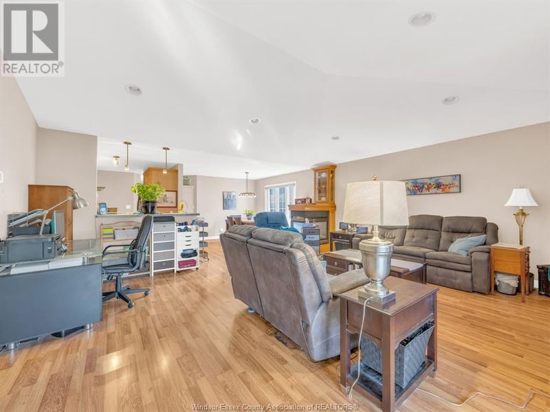 1885 LUXURY Avenue  Windsor, N8P1T2 | Image 22