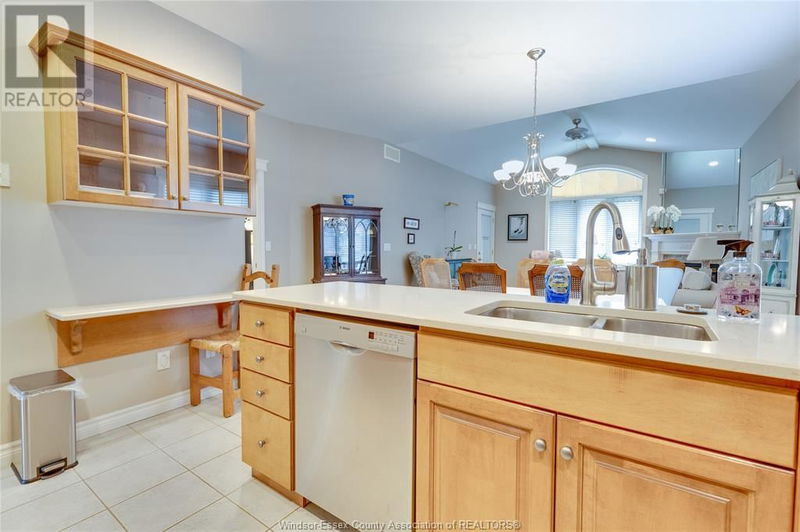 1461 POISSON Street  Tecumseh, N8N1T5 | Image 11